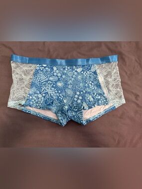 Blue Seashell Print Lace-Panel Boyshorts